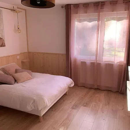펜션 Maison La Bergerie Saint-Fort